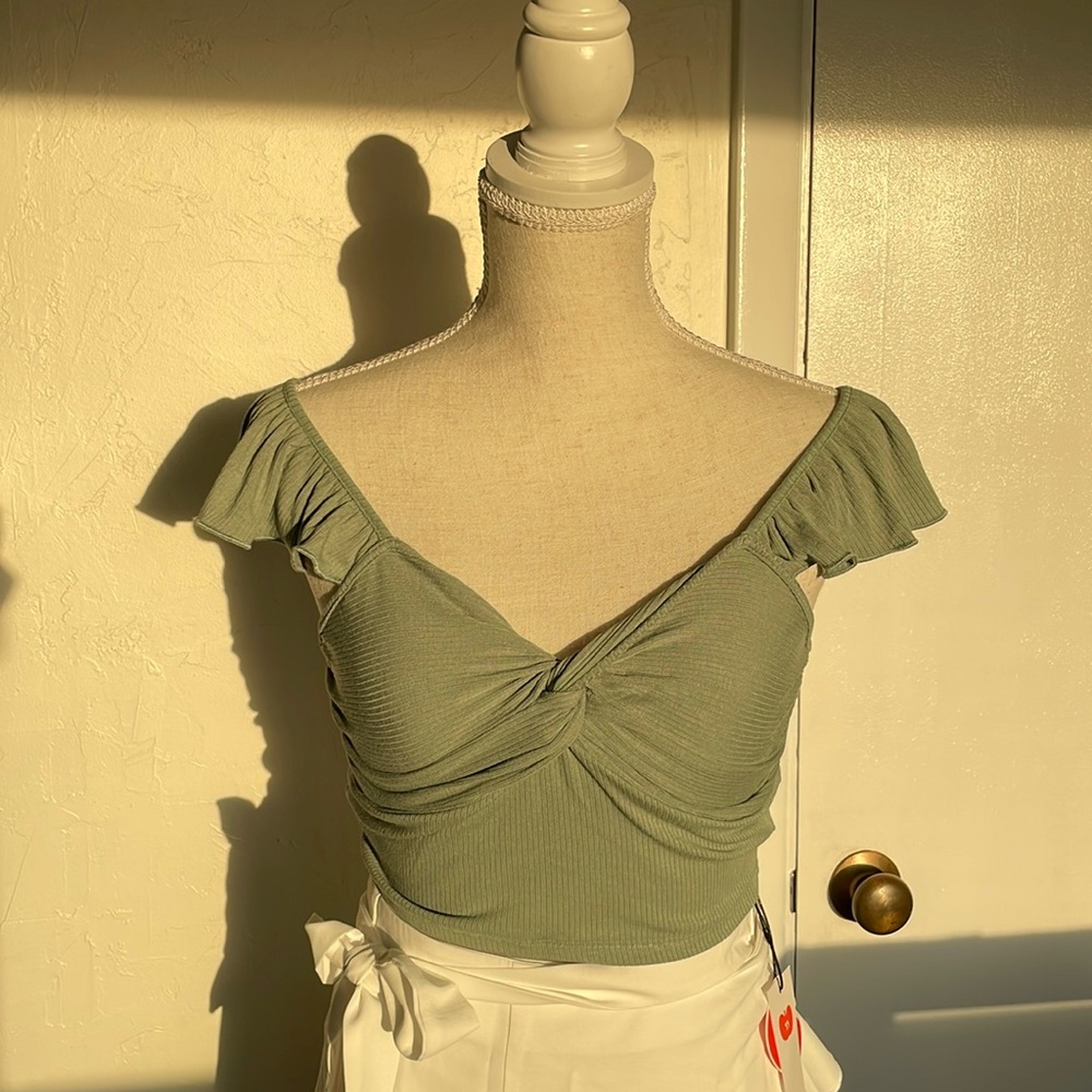 NWT - Cider Green Crop Top
